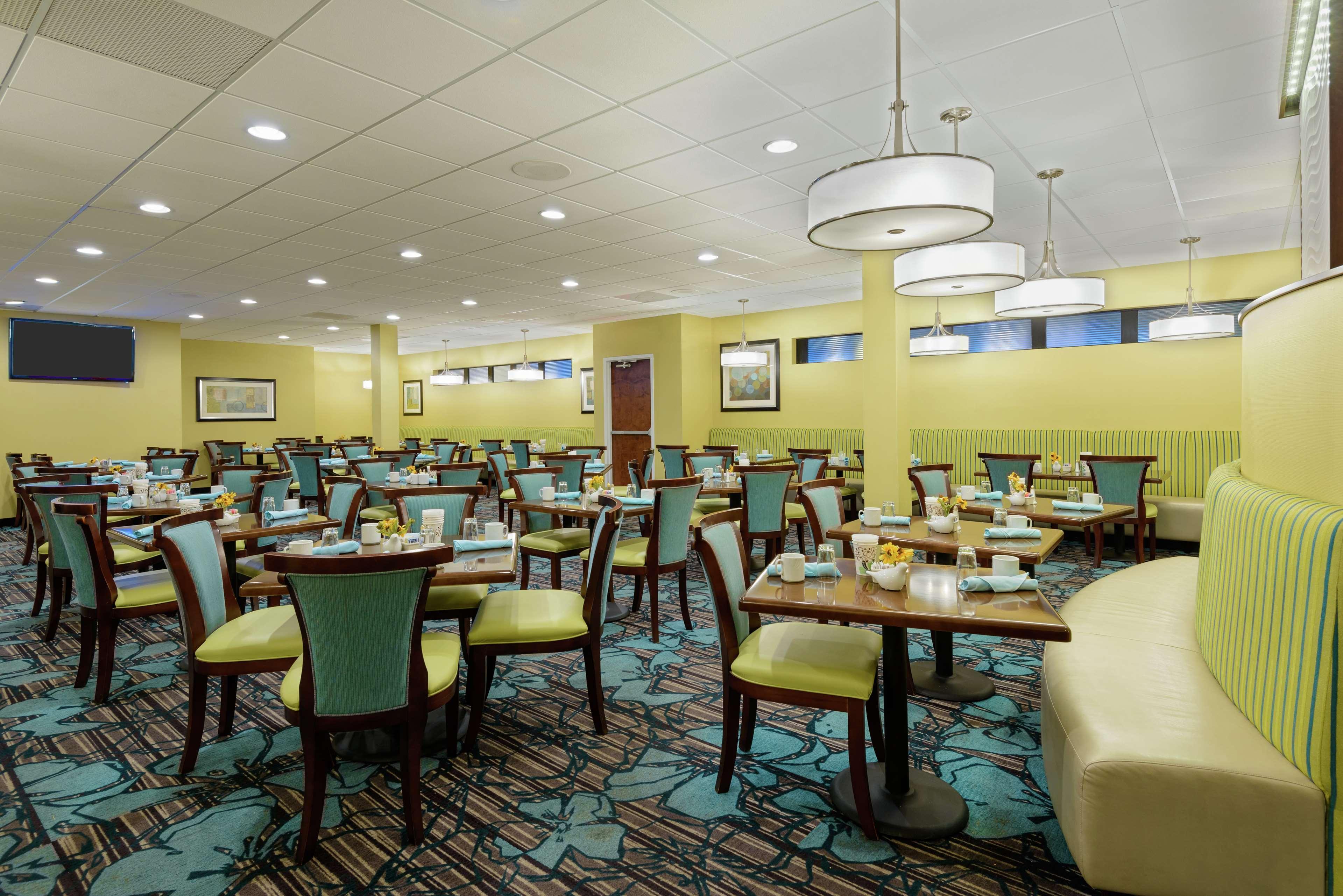 Doubletree By Hilton Richmond - Midlothian Hotel Buitenkant foto