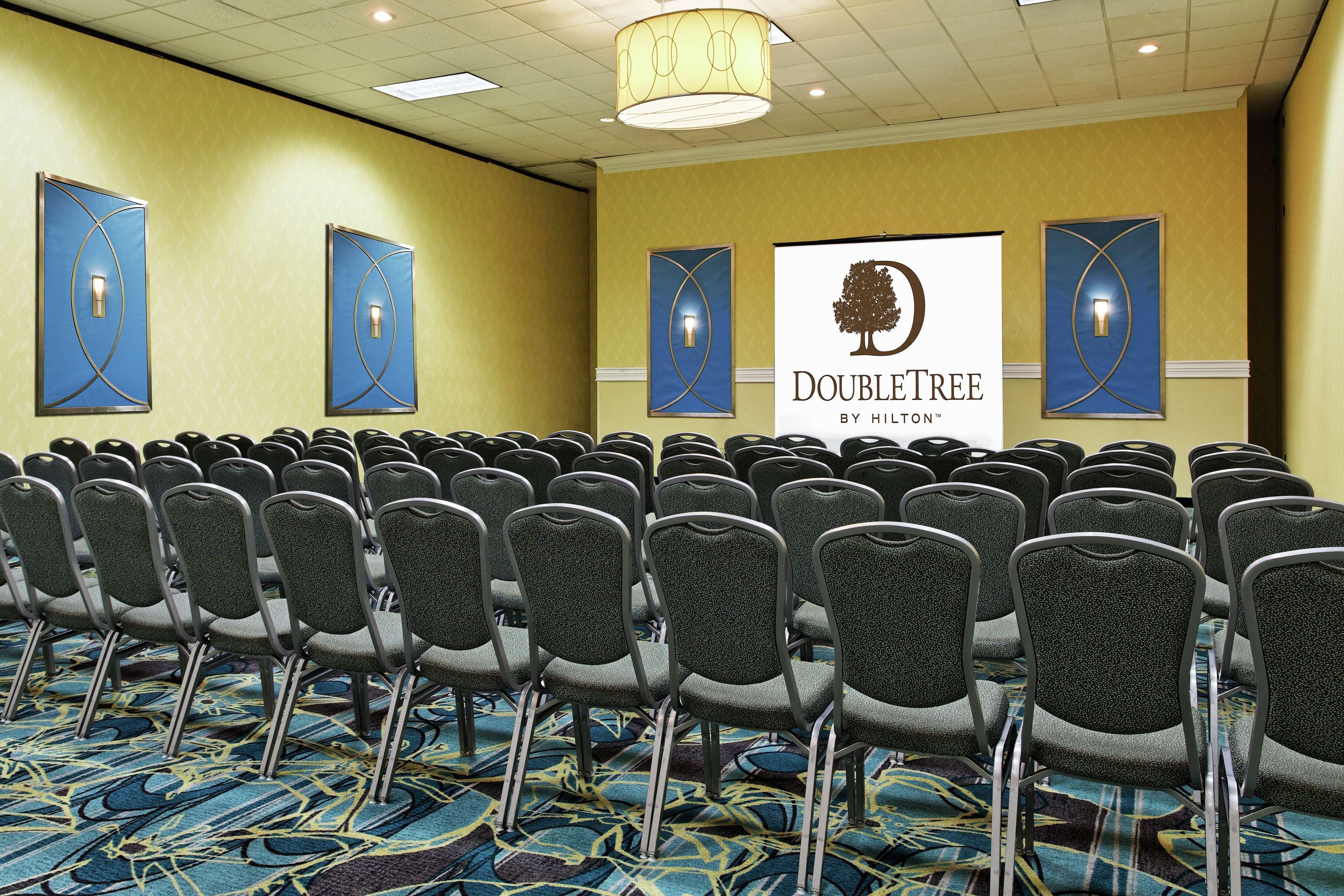Doubletree By Hilton Richmond - Midlothian Hotel Buitenkant foto