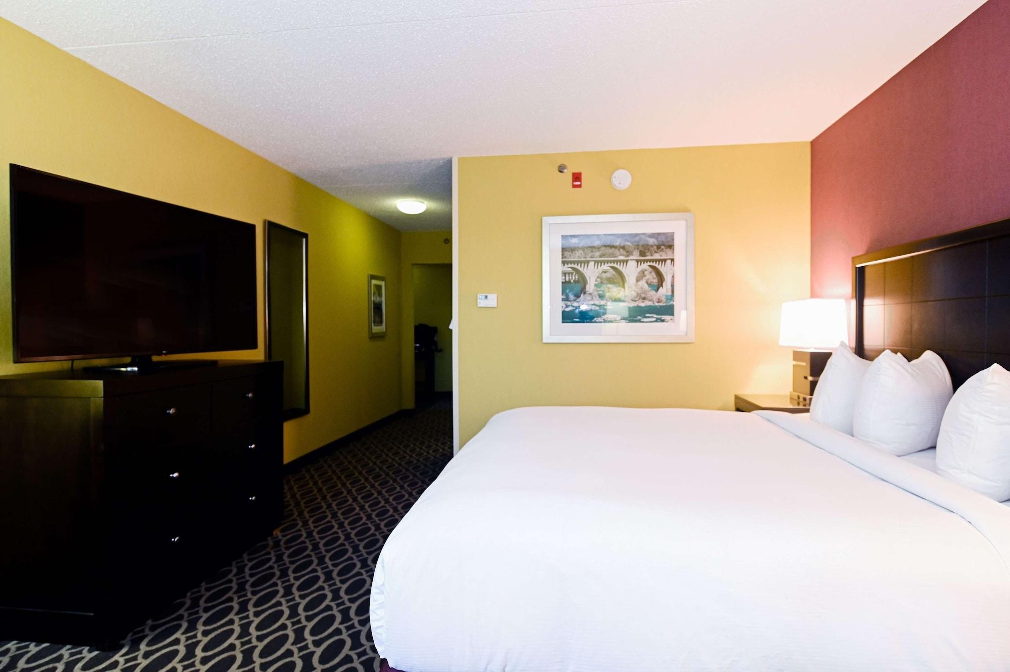 Doubletree By Hilton Richmond - Midlothian Hotel Buitenkant foto